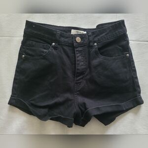 Forever 21 Sz 27 Classic Black Jean Shorts
